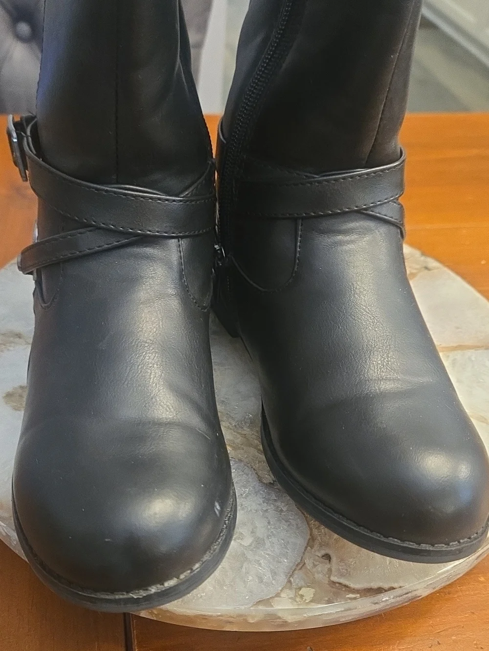 Euc Michael Kors Black Leather MK Signature Cuff Girls Riding Boots Size 3